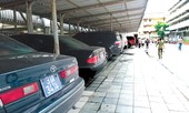 Phát sốt với chi tiêu công tăng vọt