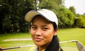 Nữ golfer Nepal truyền lửa đam mê cho trẻ em nghèo