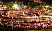 Đêm nay 'phiêu' làn xòe Nghĩa Lộ và trải nghiệm mùa vàng Tây Bắc