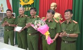 Cảnh sát kinh tế Bình Định được thưởng nóng 100 triệu đồng