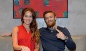 Bóng hồng khiến 'Gã hề' McGregor trở thành kẻ tình si
