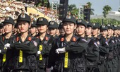 Những bóng hồng cảnh sát rạng rỡ trong ngày khai giảng