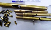 Dùng súng bút bắn thủng bụng bạn nhậu