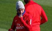 Neymar xin lỗi vì tranh giành quyền đá phạt với Cavani