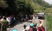 Bản tin 8H: Ba mẹ con tử vong thương tâm dưới bánh xe tải