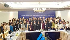 Nhấn mạnh bình đẳng giới, vai trò phụ nữ