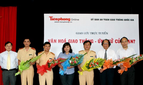 Văn hóa giao thông chưa... 'thông'