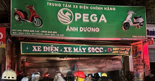 Hà Nội Cháy cửa hàng kinh doanh xe máy điện 3 người trong gia đình tử