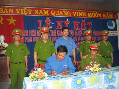 Những mảnh đời trong trại giam Những mảnh đời trong trại giam