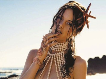 Jessica Clarke 'nàng tiên' biển gợi cảm Jessica Clarke 'nàng tiên' biển gợi cảm