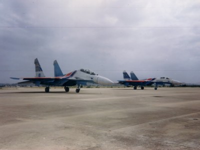Giải mật vụ 3 tiêm kích Su-27 rơi ở Cam Ranh Giải mật vụ 3 tiêm kích Su-27 rơi ở Cam Ranh