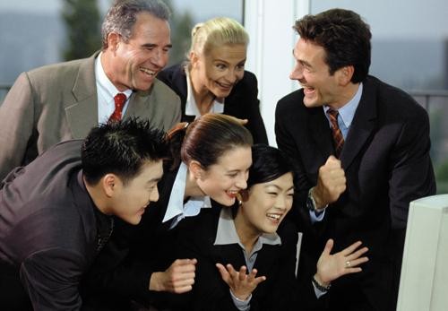 Có thể giúp nhân viên vui vẻ, sao không làm? Có thể giúp nhân viên vui vẻ, sao không làm?