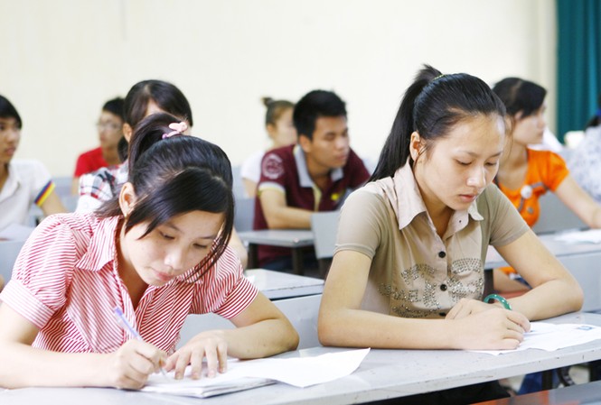 Tuyển sinh ĐH-CĐ: Bổ sung nhiều điểm mới Mùa thi ĐH - CĐ năm 2011. Ảnh: Hồng Vĩnh