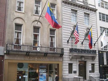Mỹ trục xuất hai nhà ngoại giao Venezuela Tổng Lãnh sự quán của Venezuela ở New York.