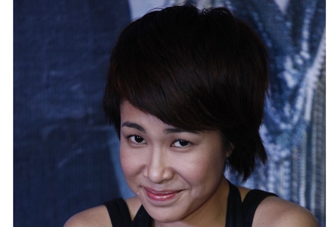 Uyên Linh: 'Sốt' vì cái tát Uyên Linh: 'Sốt' vì cái tát