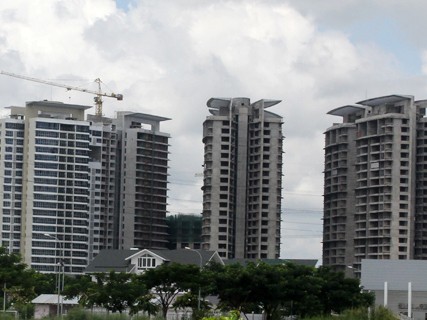 Bi hài DN bất động sản sống bằng nghề ...tay trái Bi hài DN bất động sản sống bằng nghề ...tay trái