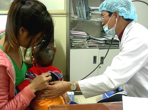 Trẻ Việt Nam thiếu vi chất nghiêm trọng Trẻ Việt Nam thiếu vi chất nghiêm trọng