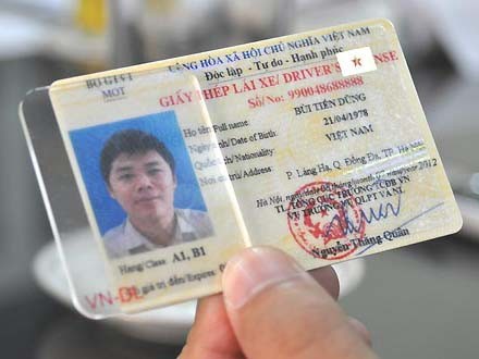 Nhặt sạn Giấy phép lái xe mới Nhặt sạn Giấy phép lái xe mới