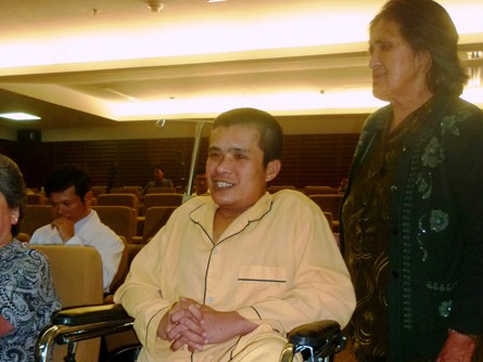 Bệnh nhân 'chân voi' xuất viện Bệnh nhân 'chân voi' xuất viện