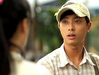Cảm động clip 'chuyện tình chàng bán bánh giò' Cảm động clip 'chuyện tình chàng bán bánh giò'