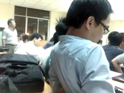 'Trò cãi thầy' bất ngờ vì bị đình chỉ học tập Học viên Lê Trần Công nhận hình thức kỉ luật là đình chỉ học tập