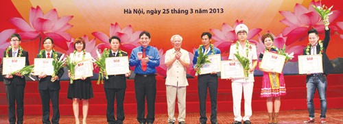 Tôn vinh những đại diện tiêu biểu nhất của giới trẻ Tôn vinh những đại diện tiêu biểu nhất của giới trẻ