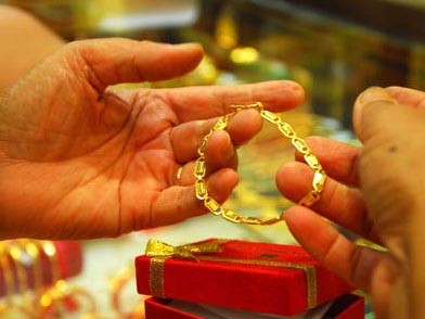 Vàng thế giới và trong nước đồng loạt giảm Vàng thế giới và trong nước đồng loạt giảm