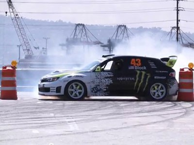 Ken Block drift trên Subaru Impreza Ken Block drift trên Subaru Impreza