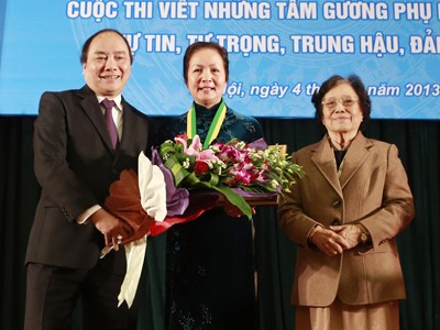 PGS.TS Bạch Khánh Hòa đoạt giải thưởng Kovalevskaia 2012 PGS.TS Bạch Khánh Hòa đoạt giải thưởng Kovalevskaia 2012