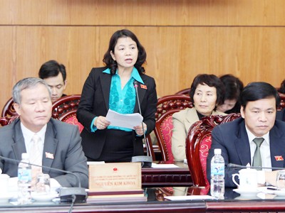 Không thể cứ để 'hạ cánh an toàn' Chất vấn trong Đảng nên công khai như ở Quốc hội Ảnh: TTXVN