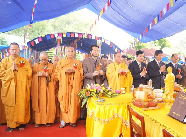 Đại lễ cầu siêu các anh hùng liệt sĩ Điện Biên Phủ Đại lễ cầu siêu các anh hùng liệt sĩ Điện Biên Phủ