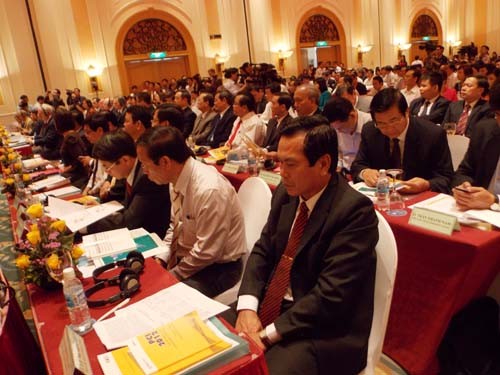 ‘Tham nhũng vặt’ giảm, tham nhũng đấu thầu công tăng ‘Tham nhũng vặt’ giảm, tham nhũng đấu thầu công tăng