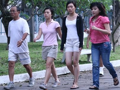Lợi ích của việc đi bộ Lợi ích của việc đi bộ