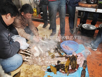 Nổ nồi nấu cao ngựa bạch, hai người thương vong Nổ nồi nấu cao ngựa bạch, hai người thương vong