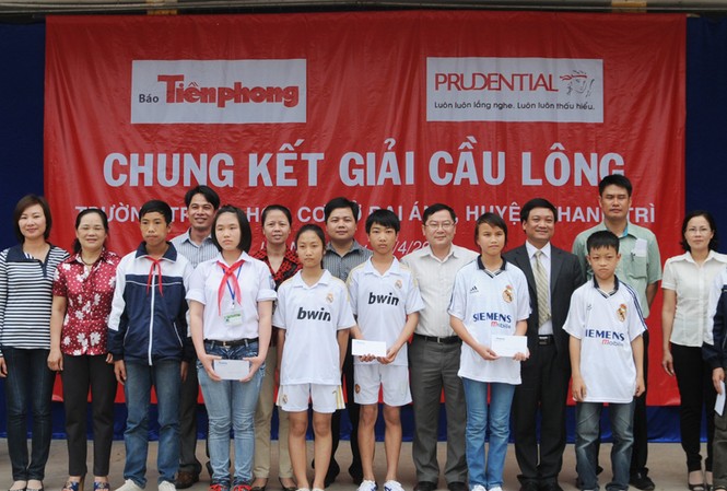 Prudential, Tiền Phong và giải cầu lông học sinh trường PTCS Đại Áng Prudential, Tiền Phong và giải cầu lông học sinh trường PTCS Đại Áng