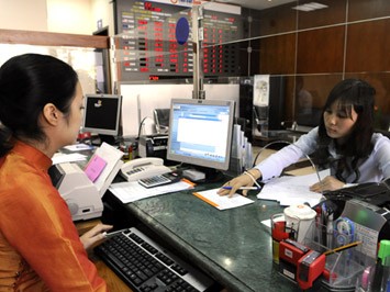 Ngành ngân hàng: Đằng sau những con số 'khủng' về lợi nhuận Ngành ngân hàng: Đằng sau những con số 'khủng' về lợi nhuận