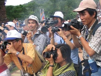 Báo chí và phản biện Báo chí và phản biện