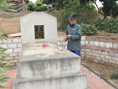 Không có nghĩa trang, hài cốt liệt sĩ an táng ở vườn Không có nghĩa trang, hài cốt liệt sĩ an táng ở vườn