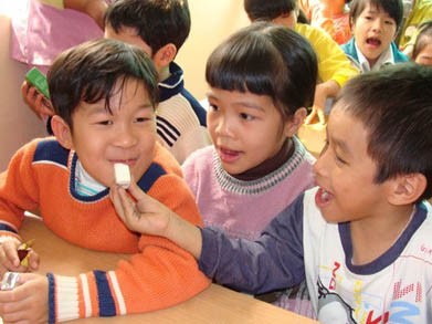 TP.Hồ Chí Minh và Hà Nội: Nhiều cái nhất về HIV TP.Hồ Chí Minh và Hà Nội: Nhiều cái nhất về HIV