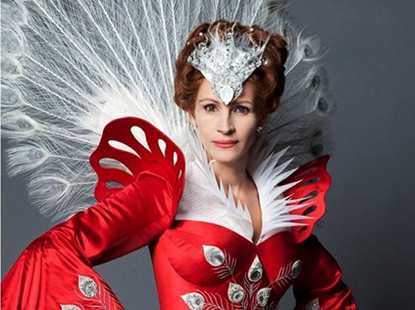Julia Roberts thành mẹ kế Bạch Tuyết Julia Roberts thành mẹ kế Bạch Tuyết