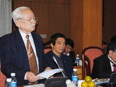 Không phân biệt các thành phần kinh tế Luật sư Nguyễn Trọng Tỵ góp ý Điều 4 Hiến pháp Ảnh: Tuấn Minh