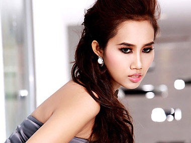 Hoa hậu bán dâm suy sụp trong trại giam Hoa hậu bán dâm suy sụp trong trại giam