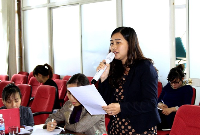 Văn nghệ sĩ, nhà báo trẻ góp ý sửa đổi hiến pháp Văn nghệ sĩ, nhà báo trẻ góp ý sửa đổi hiến pháp