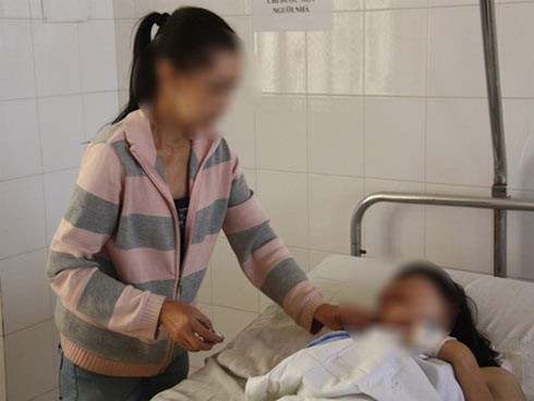 Đôi trẻ tự thiêu trong nhà nghỉ Đôi trẻ tự thiêu trong nhà nghỉ