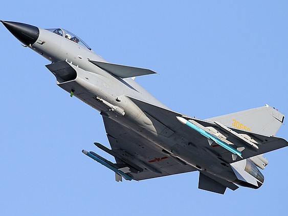'Nội soi' chiến đấu cơ Chengdu J-10 Trung Quốc 'Nội soi' chiến đấu cơ Chengdu J-10 Trung Quốc