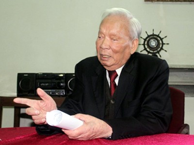 Nguyên Chủ tịch nước Lê Đức Anh: Tham nhũng và thủy điện đều đáng lo Nguyên Chủ tịch nước Lê Đức Anh: Tham nhũng và thủy điện đều đáng lo