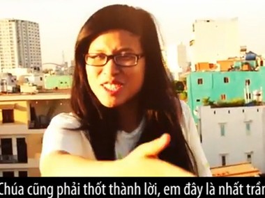'Sốt' clip 'Em đây là xinh nhất trần đời' 'Sốt' clip 'Em đây là xinh nhất trần đời'