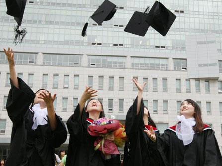Nhiều chương trình học bổng năm 2013-2014 Nhiều chương trình học bổng năm 2013-2014