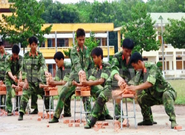 Bộ đội đặc công 'lộ' tuyệt kỹ võ công Bộ đội đặc công 'lộ' tuyệt kỹ võ công