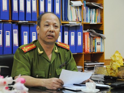 CA nói về việc triệu tập con rể Chủ tịch tỉnh Vĩnh Phúc Thượng tá Nguyễn Văn Việt -Trưởng Phòng CSĐT tội phạm về trật tự xã hội, Công an tỉnh Vĩnh Phúc trao đổi với báo chí chiều nay. Ảnh: Tuấn Nguyễn